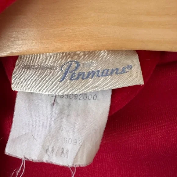 Red Robe with Black Embroidery - Picture 4 of 6